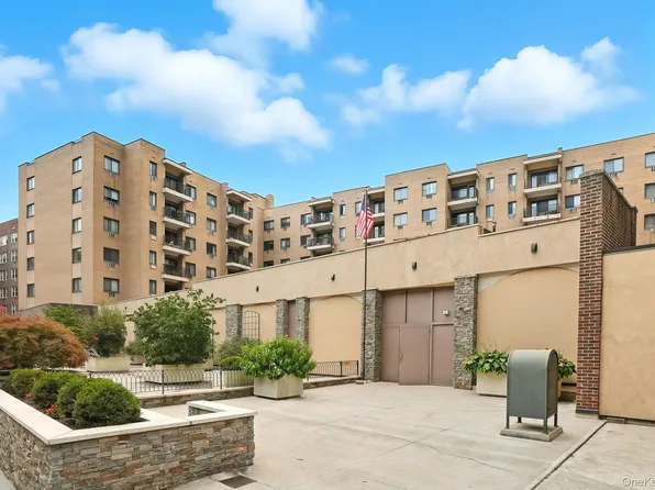 100 E Hartsdale Avenue #7IE, Hartsdale, NY 10530