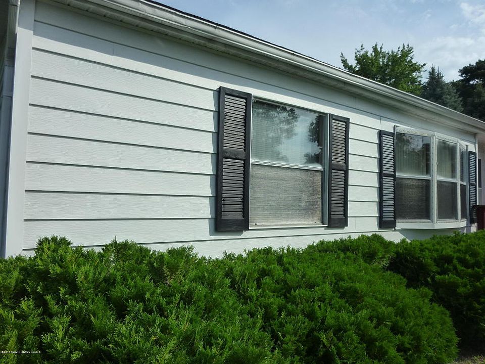 2nd image of 151 Brighton Rd