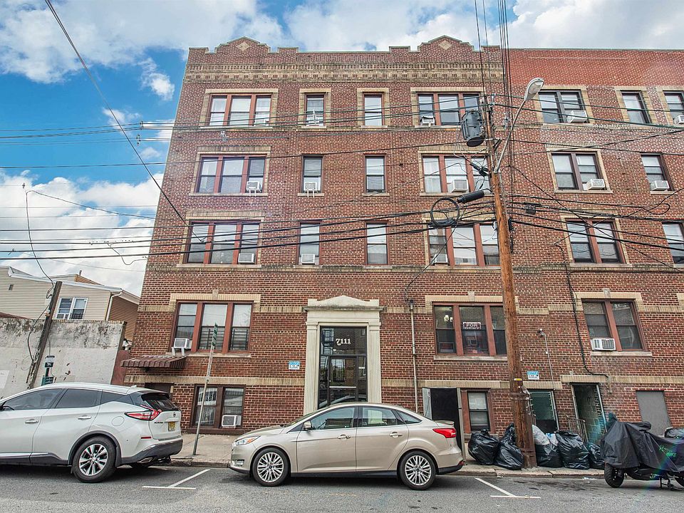1st image of 7111 Palisade Ave APT B2
