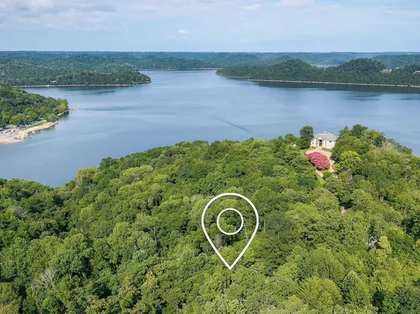 10 Lakeshore Rd, Silver Pt, TN 38582
