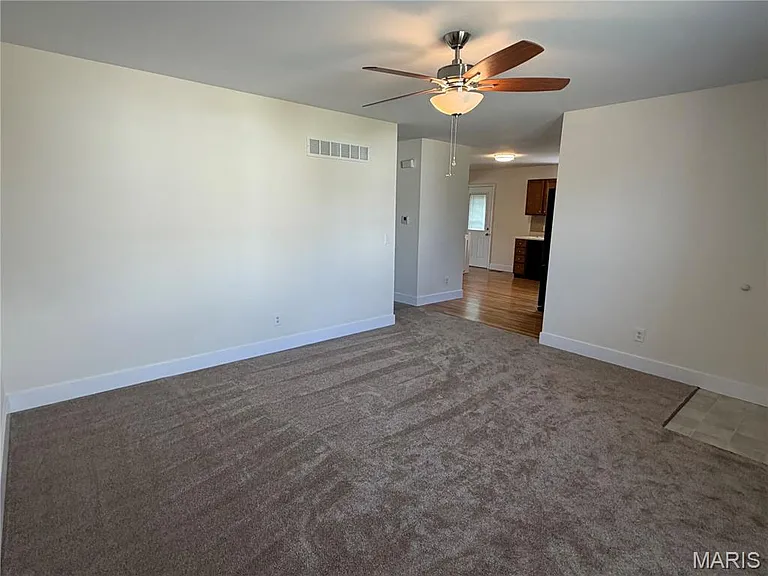 962 Windstream Dr — Photo 7