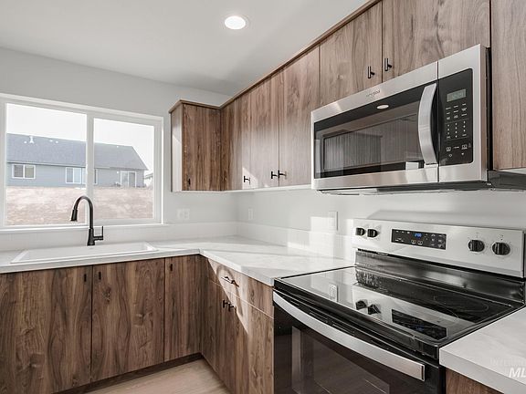6th image of this home