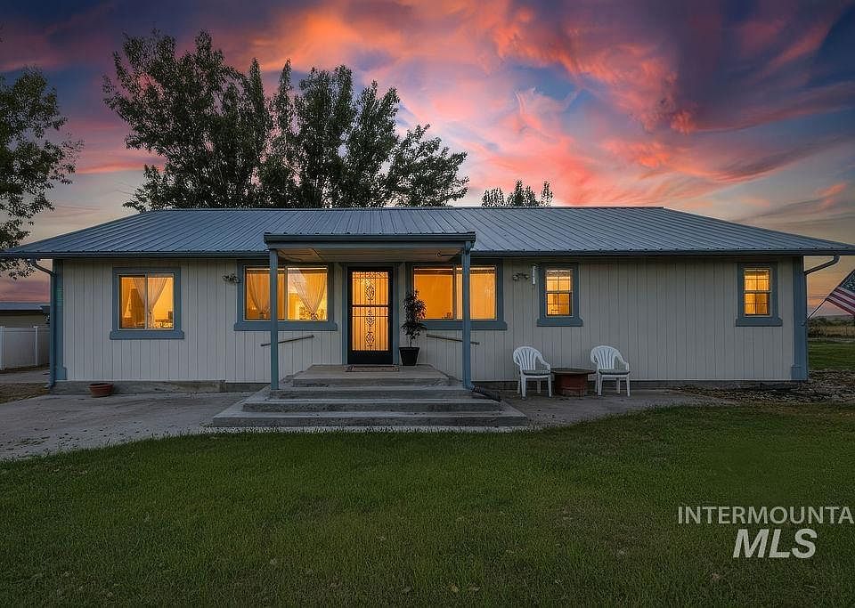 1st image of 2603 Lower Bluff Rd