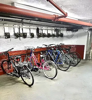 Rented by Mason Group LLC | media 17