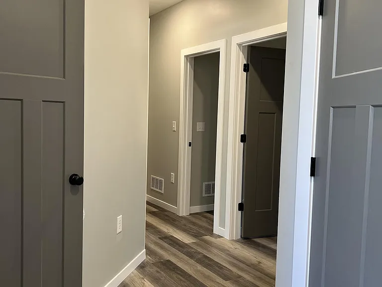 803 Broad St #A — Photo 10