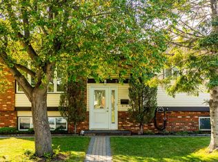 23 E Whitlock Close NE, Calgary, AB T1Y 4X2