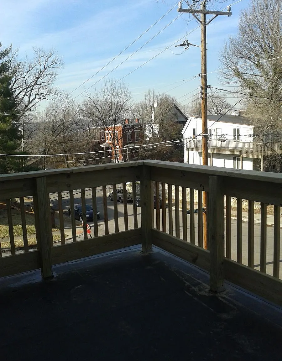 6 bed, 2098 sqft, $3,600 — Photo 3