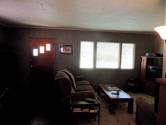 4th image of 3011 Edmond St