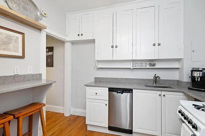 70 Phillips St #1 — Photo 2