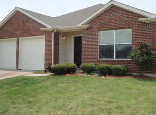 1505 Shady Shores Dr, Glenn Heights, TX 75154