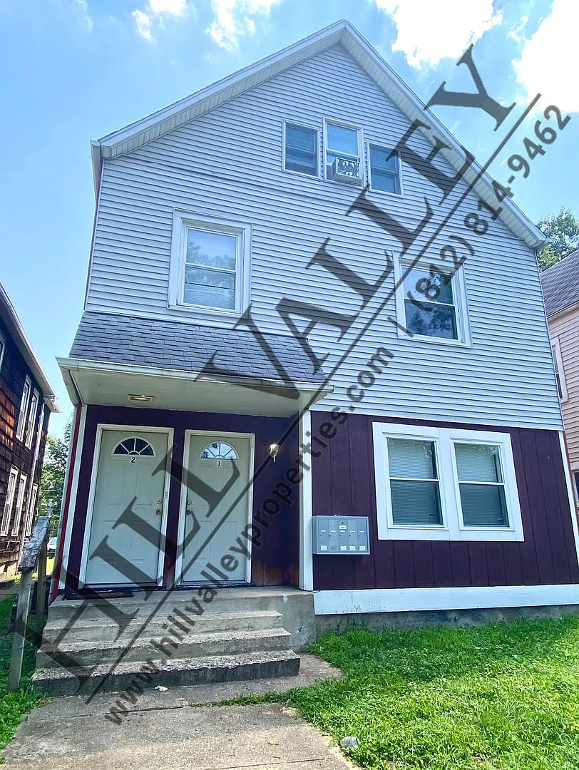 926 S Center St — Photo 1