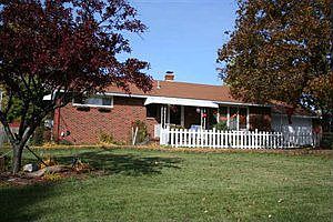 1st image of 1048 Curtis Dr