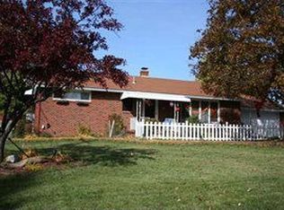 1048 Curtis Dr, Mansfield, OH 44907