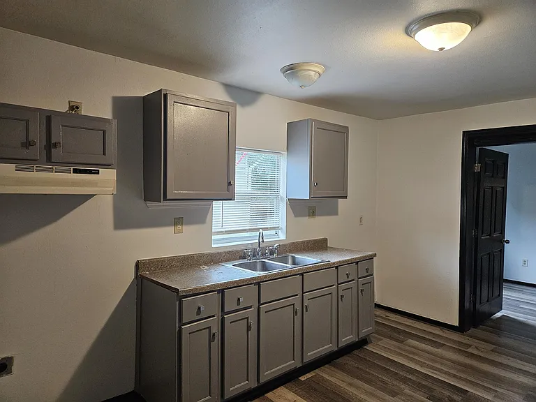 5521 Wickfield Dr — Photo 4