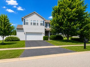1515 Eagle Bluff Dr, Bourbonnais, IL 60914