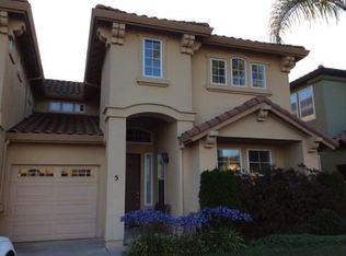 5 Wimbledon Cir, Salinas, CA 93906