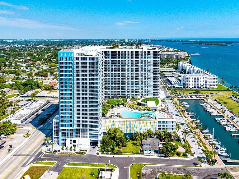 220 Lake Shore Dr #1415 — Photo 44
