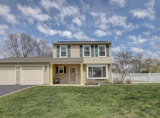 2 Garden Way, Howell, NJ 07731