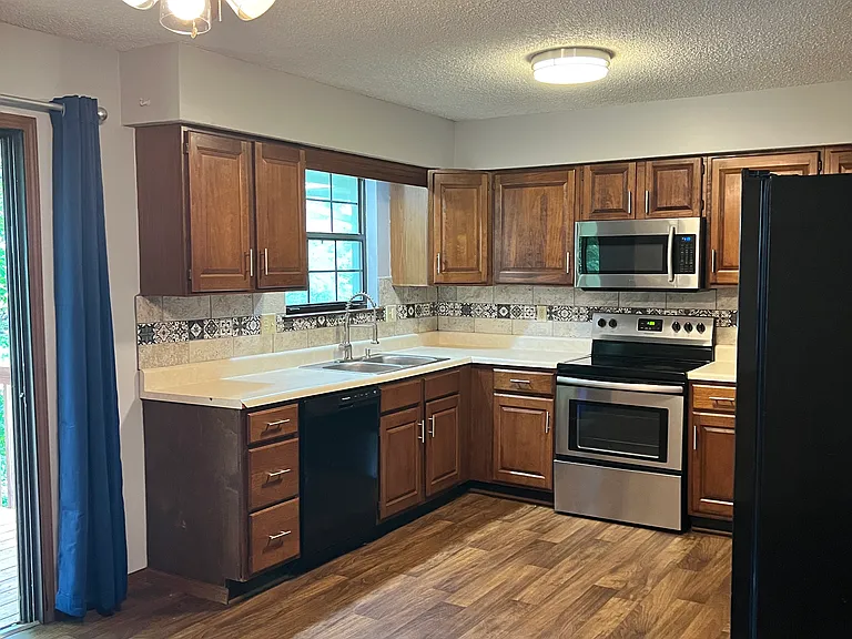 1918 W Barber Ave #1918 — Photo 17