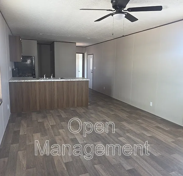 2501 Martin Luther King Blvd #512 — Photo 12