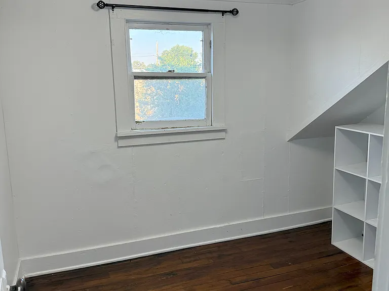 612 N Absaroka St — Photo 2