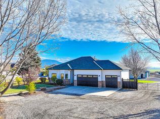 1952 W Diamond Bar Rd, Rathdrum, ID 83858