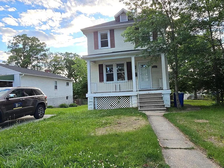 6612 Birchwood Ave — Photo 1