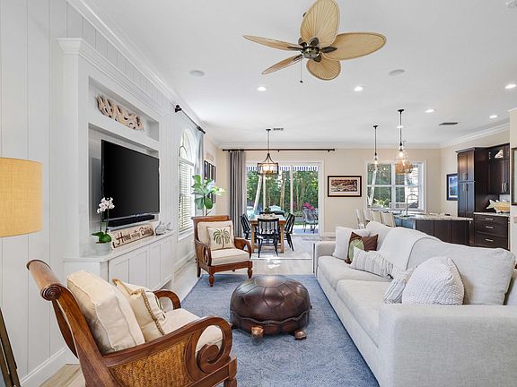 5th image of 131 Barefoot Cove