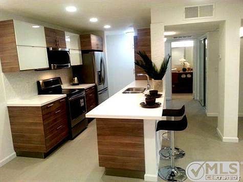 4th image of 8535 W West Knoll Dr APT 3