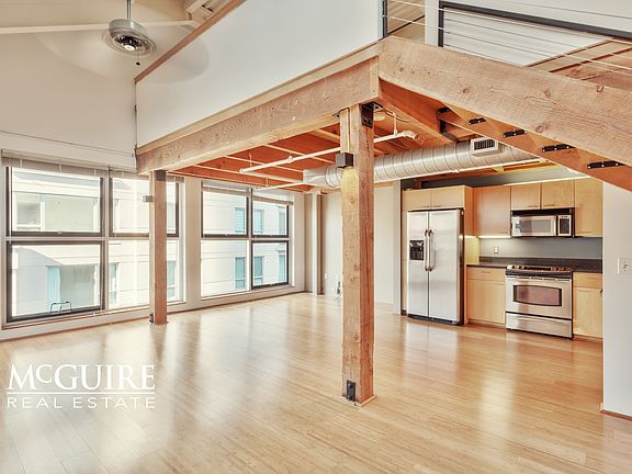 3rd image of 650 Delancey St APT 424