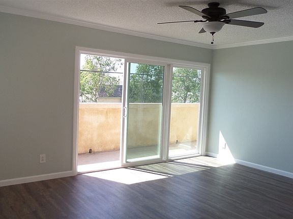 3rd image of 220 Barnes St APT 2