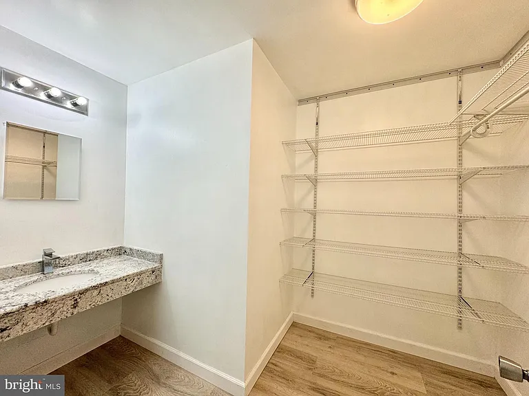 129 New Albany Rd #A — Photo 11