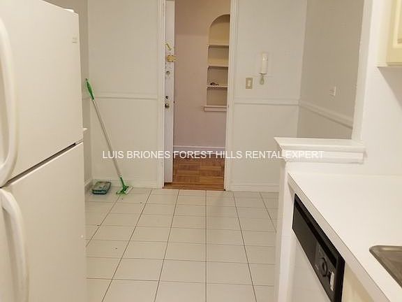4th image of 70-01 113th St #K