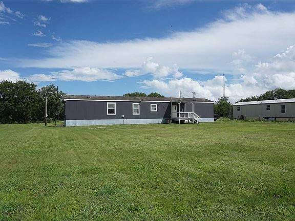 3rd image of 710 Parkmoor Blvd