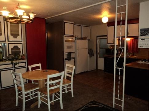 Dining/Kitchen