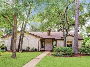 6007 Darkwood Dr, Houston, TX 77088