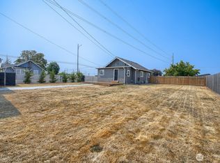 7047 S Warner St, Tacoma, WA 98409