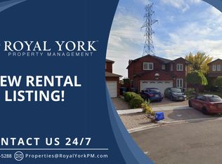 620 Farwell Cres #2, Mississauga, ON L5R 2A7