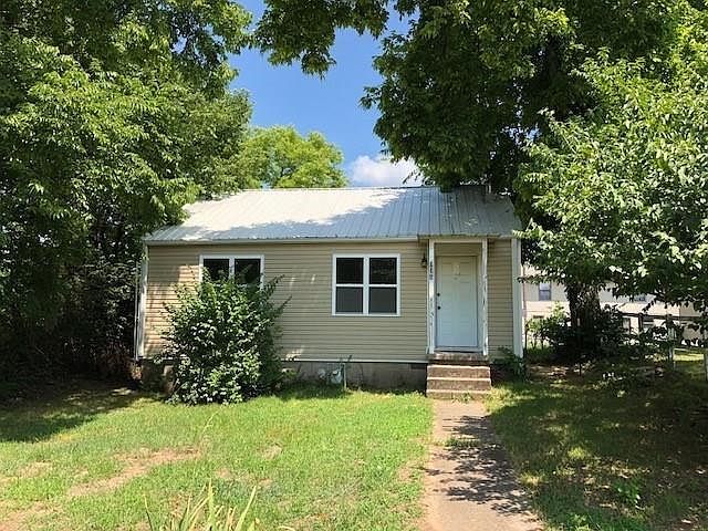 1st image of 736 N Garland Ave