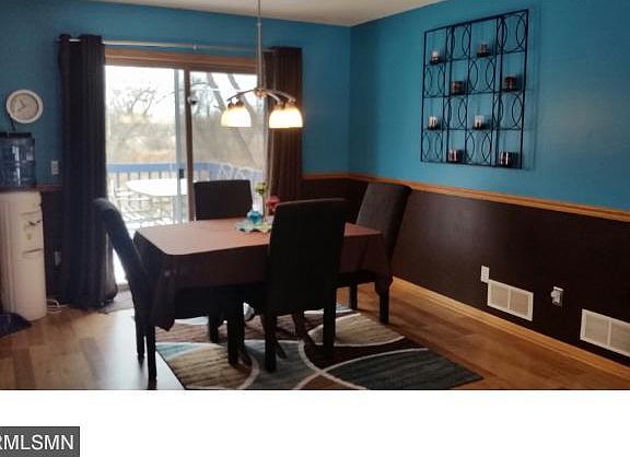 4th image of 1046 Greystone Ave N