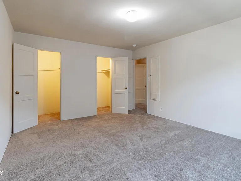 449 N Euclid Ave #H — Photo 12