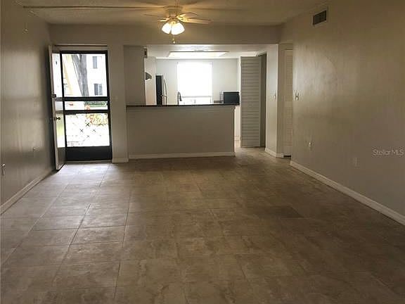3rd image of 209 Palmetto Ct #209
