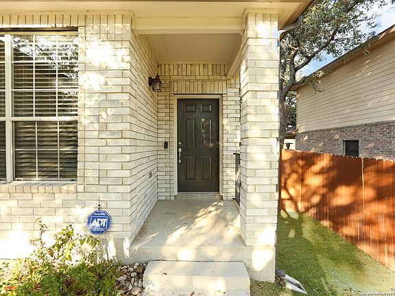 4th image of 3512 Sumter Glade
