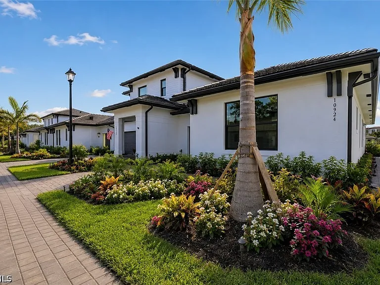 13068 Georges Cay Pl — Photo 10