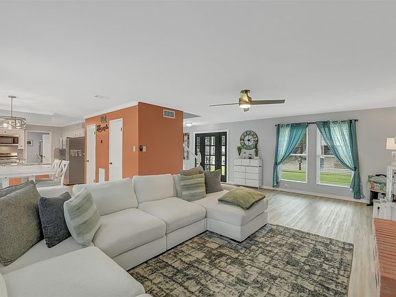 3rd image of 6923 River Mill Drive