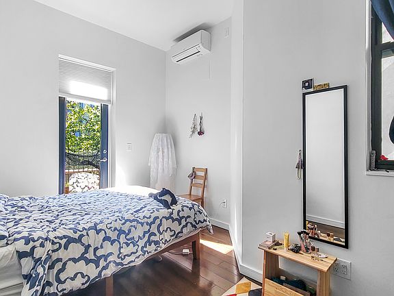 5th image of 286 W 137th St #2