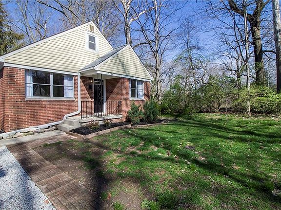 4th image of 6252 N Norwaldo Ave
