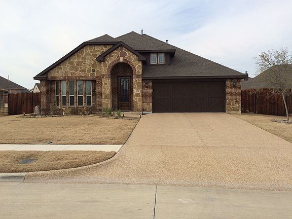 3rd image of 4202 Gleneagles Dr