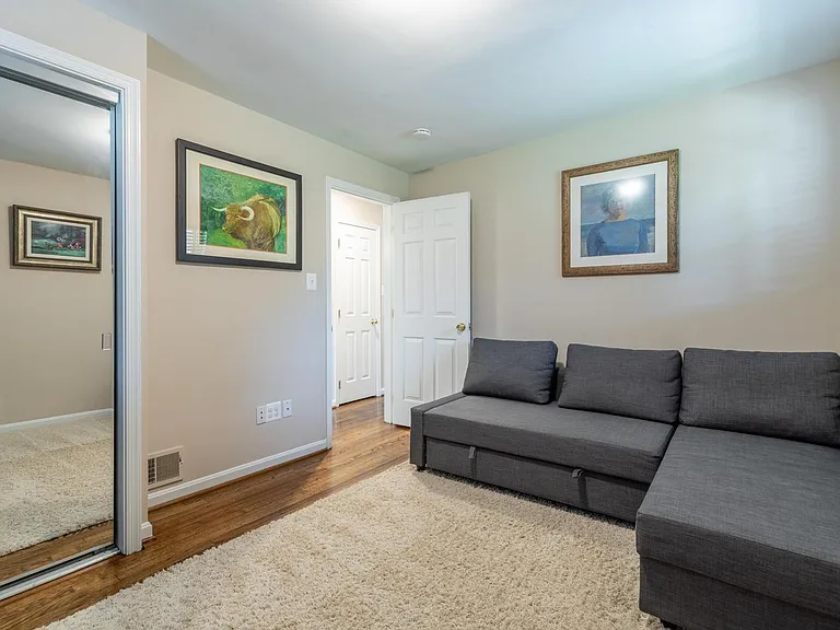 7322 Ronald St — Photo 11