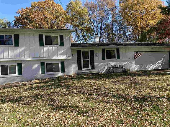2nd image of 58440 Valley View Dr